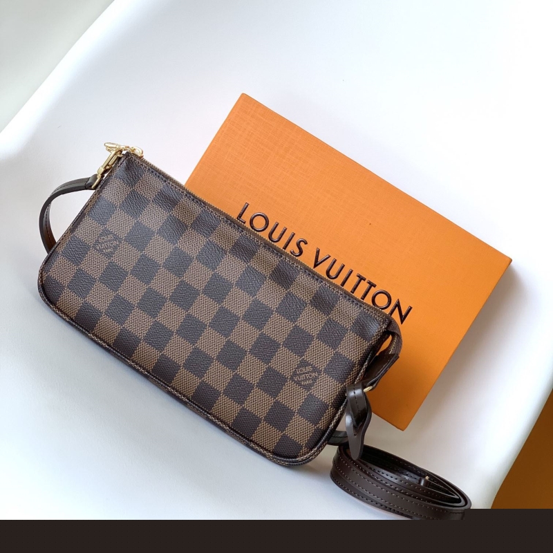 LV Clutch Bags